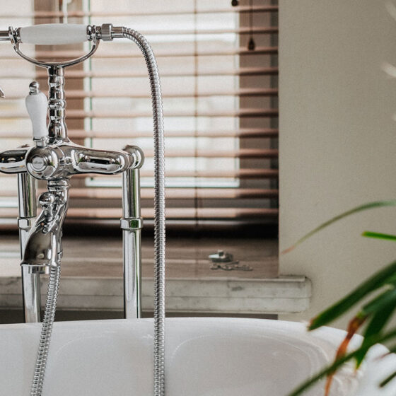 3 Reasons You Need Bathroom Window Treatments